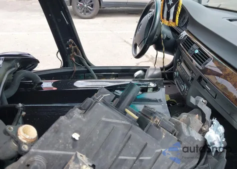 2007 BMW 328Xi from USA, damaged, VIN WBAVC73557KP36229